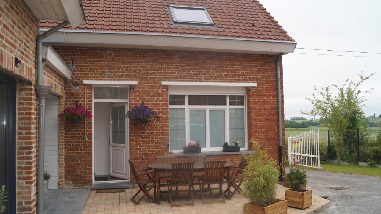 Ferienwohnung Sur La Route Des Monts Bailleul  Exterior foto